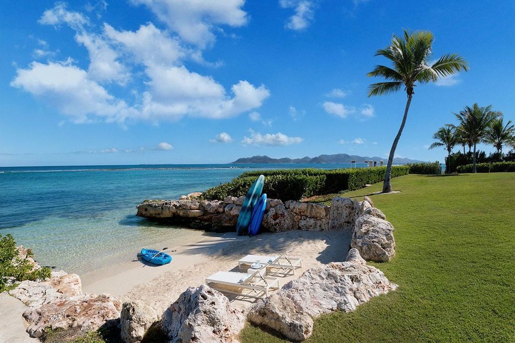 Le Bleu Garden Suites Little Harbour Estate