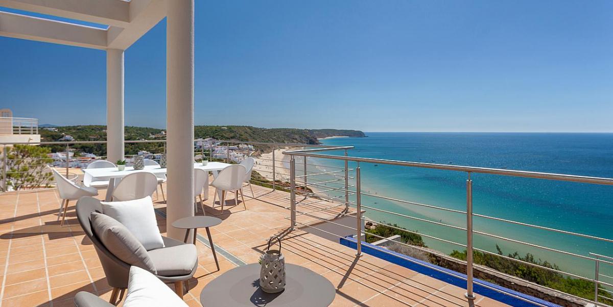 Villa Mar a vista Last minute villas in the Algarve