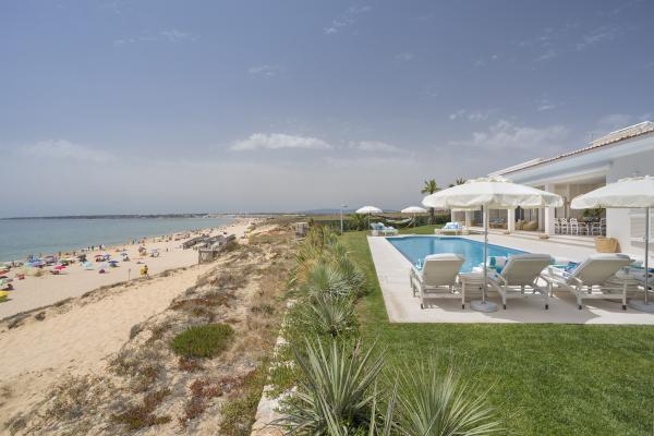 Villa Praia da Gale