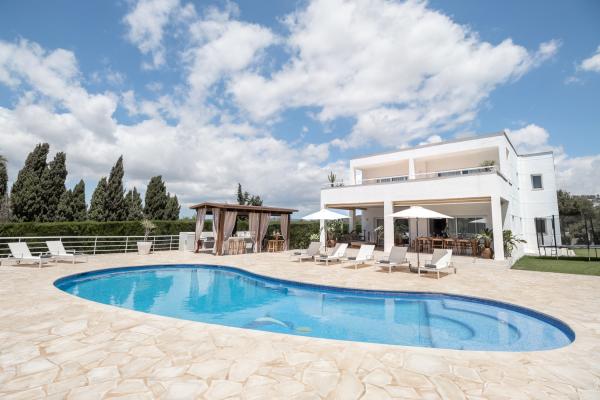 Villa Sway