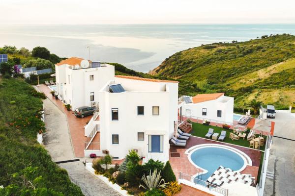 Villa Capricorn