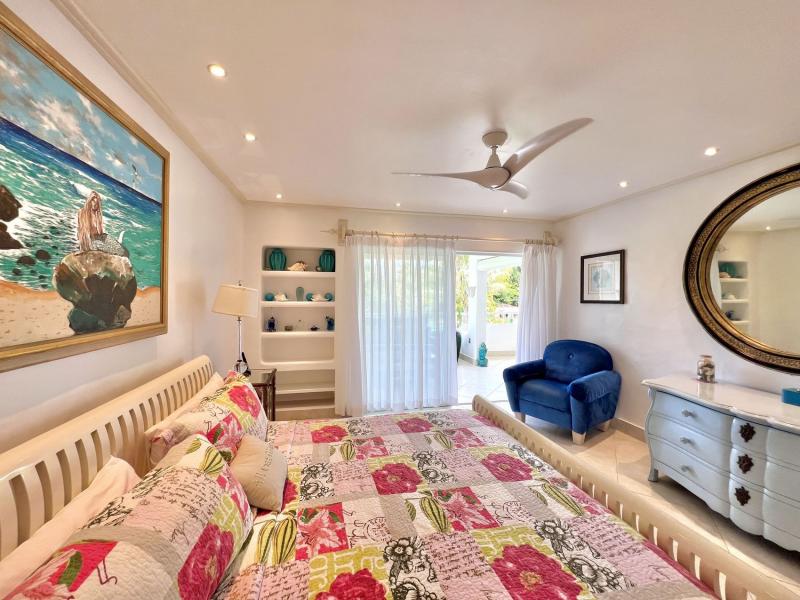 Glitter Bay 209 , Beachfront villas Barbados , St James 
