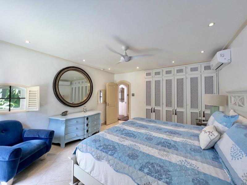 Glitter Bay 209 , Beachfront villas Barbados , St James 