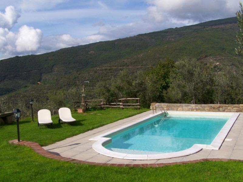 Villa Santa Olivia , Tuscany 