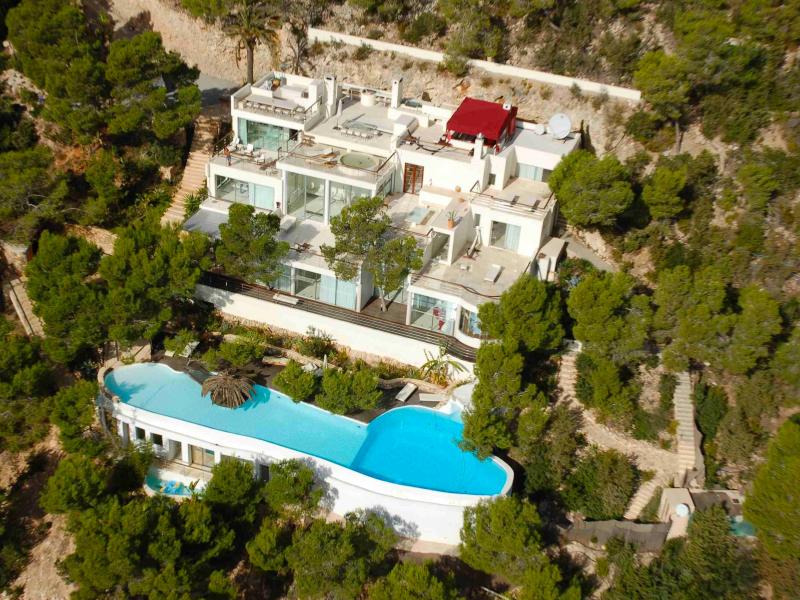 Villa Roca , South 