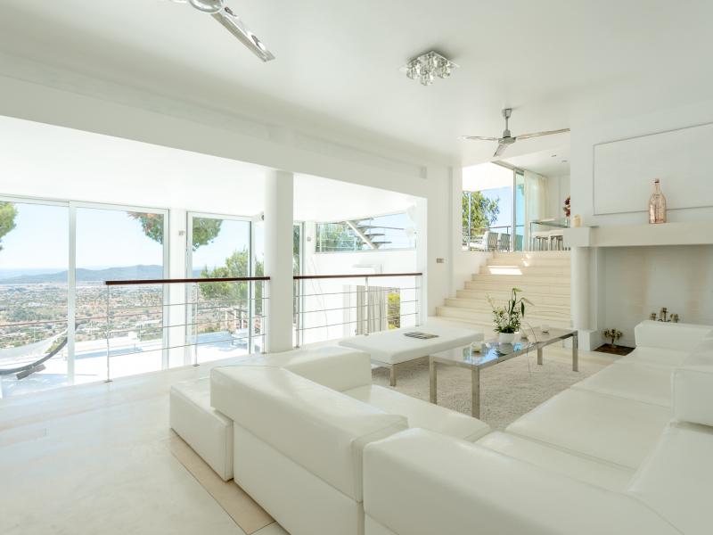 Villa Roca , South 