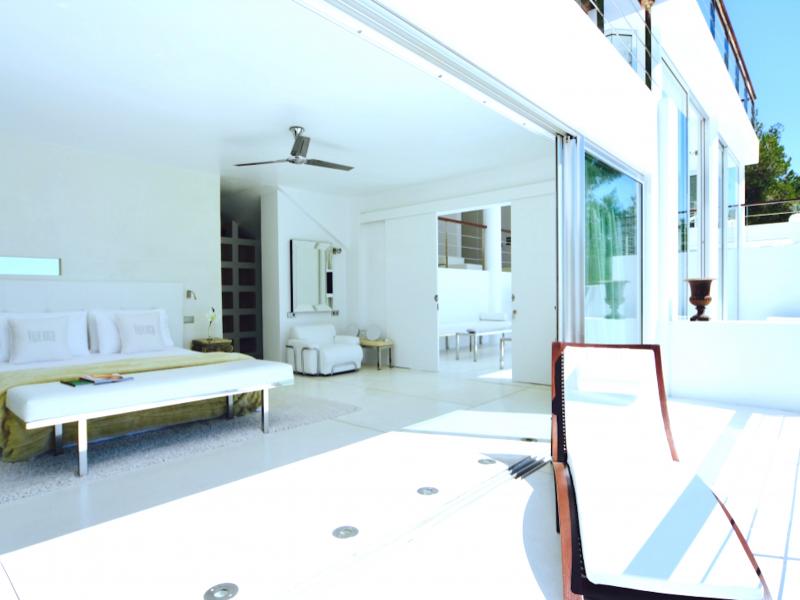 Villa Roca , South 