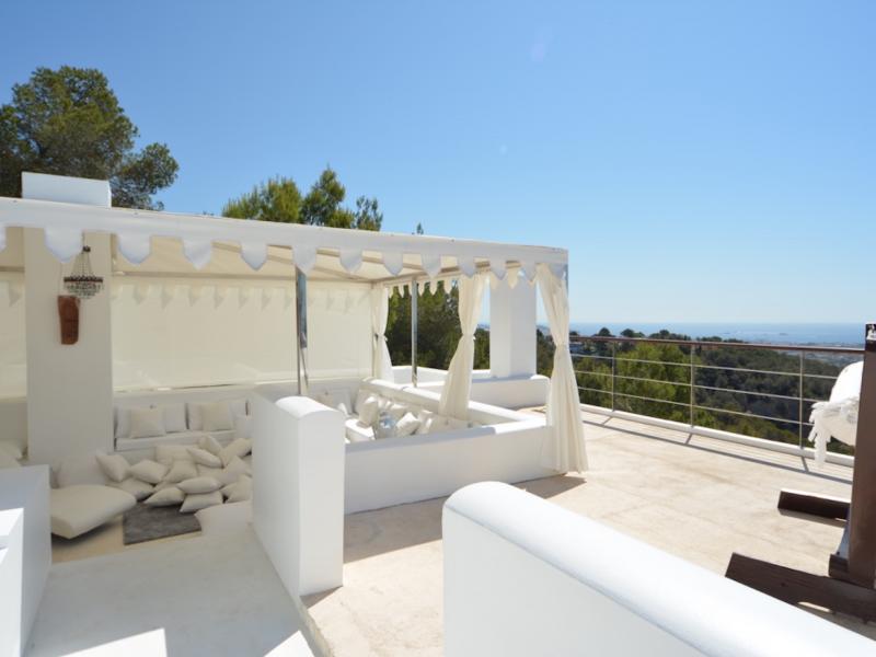 Villa Roca , South 