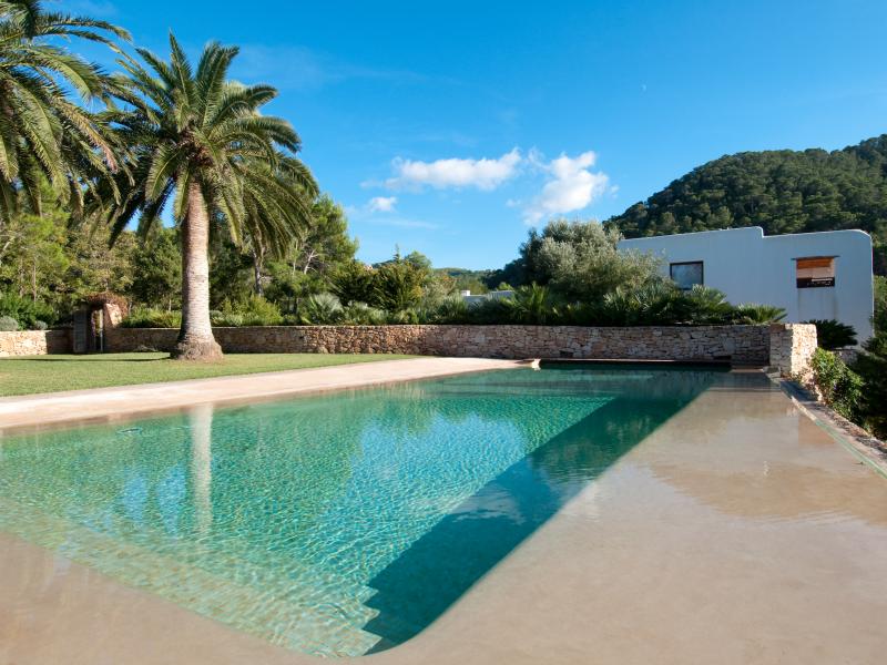 Villa Santy , North 