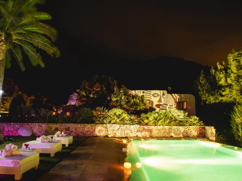 Villa Santy , North 
