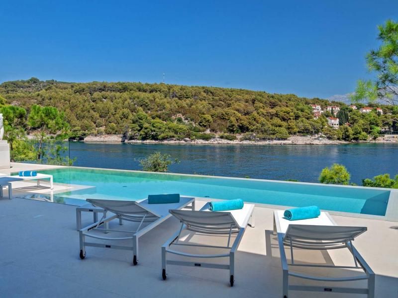 Villa Neptun , Islands 