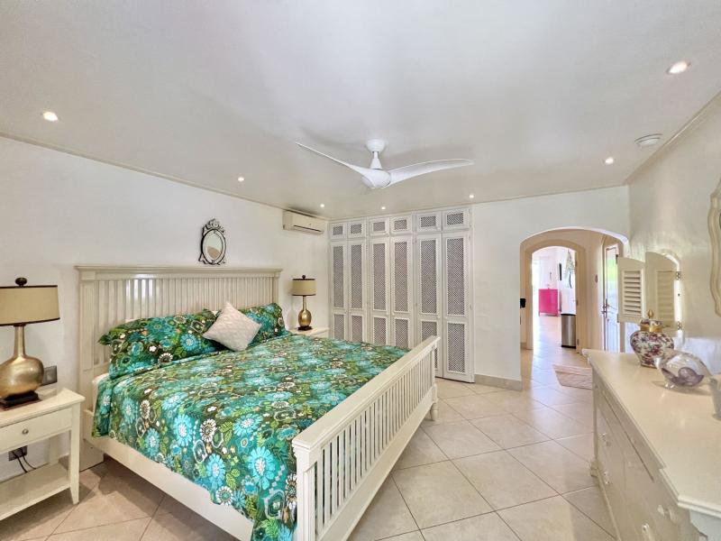 Glitter Bay 209 , Beachfront villas Barbados , St James 