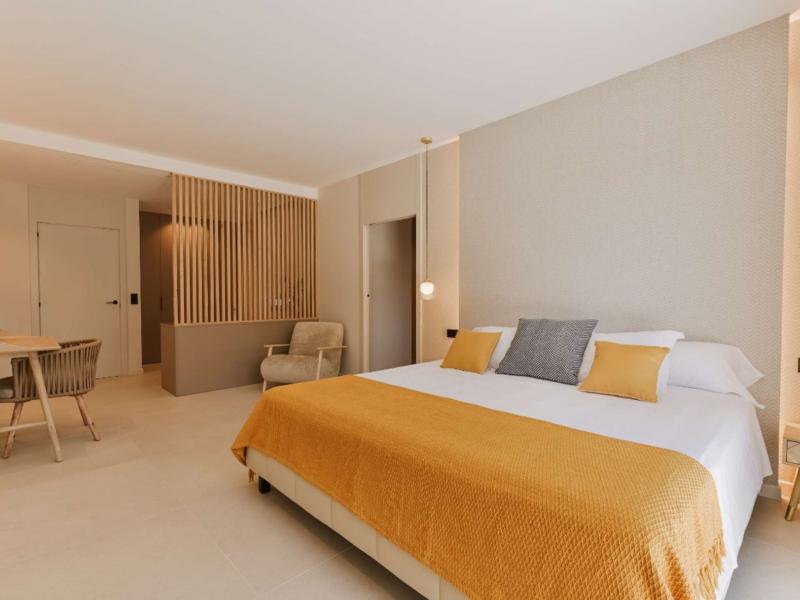 Villa Zahara , Cas Català-Illetes 