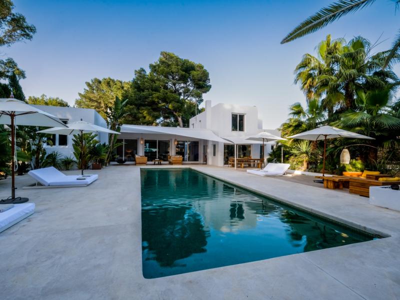 Villa Zola , Roca Llisa 