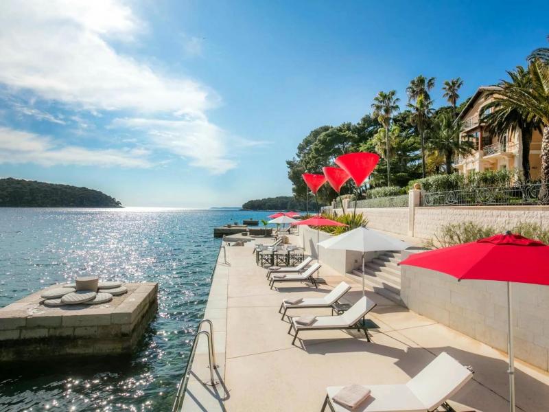 Villa Mirasol , 
