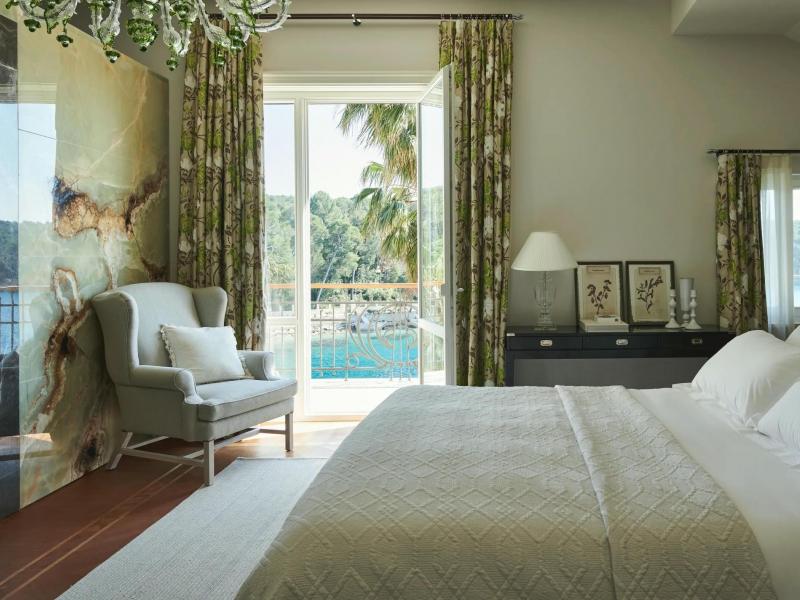 Villa Mirasol , 