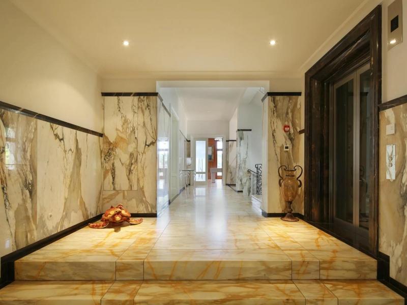 Villa Mirasol , 