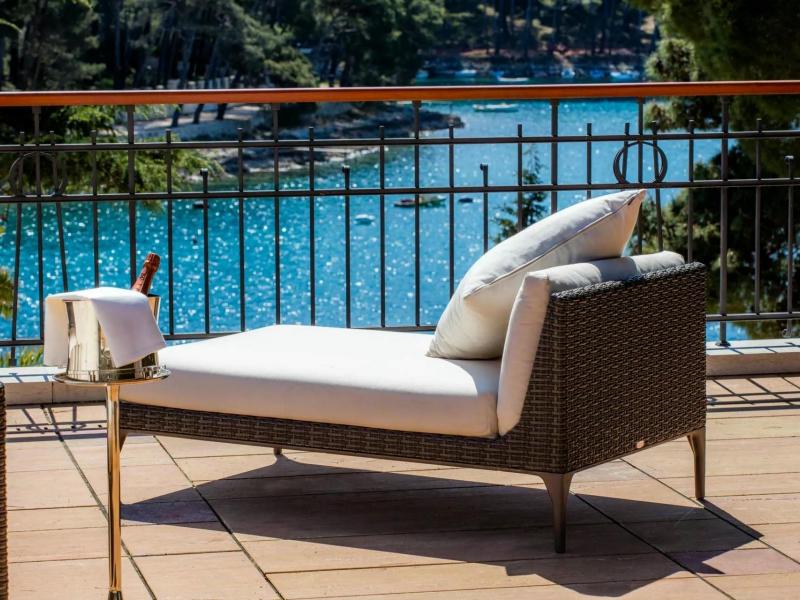 Villa Mirasol , 