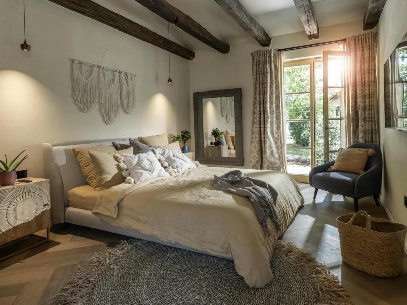 Villa Calvia , 