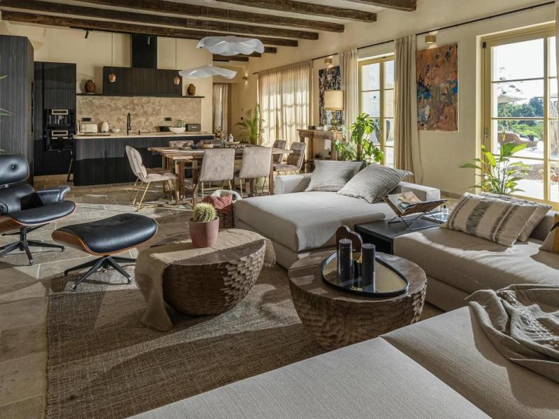Villa Calvia , 
