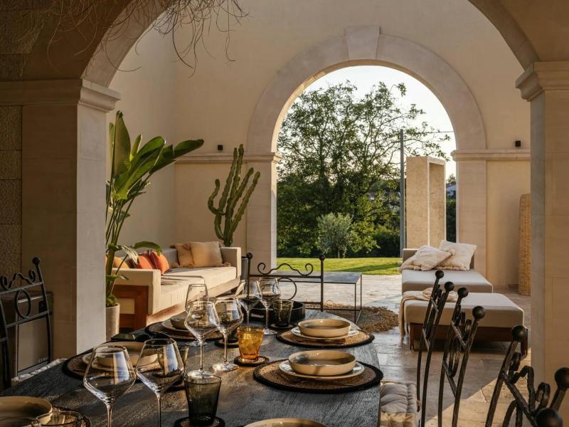 Villa Calvia , 