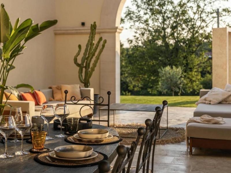 Villa Calvia , 