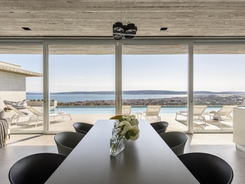 Villa Floora , 