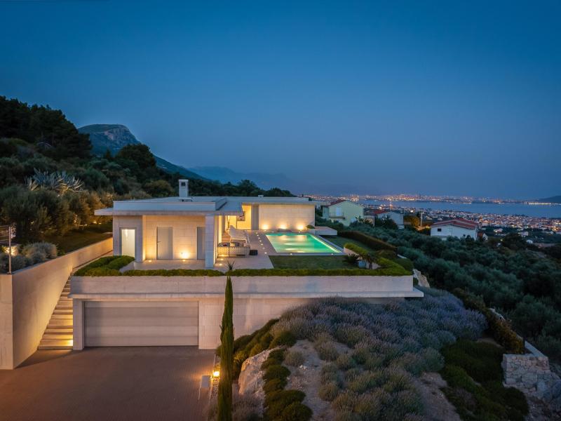 Villa Floora , 