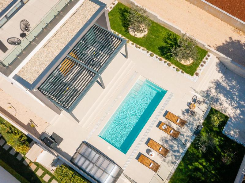 Villa Happiness , 