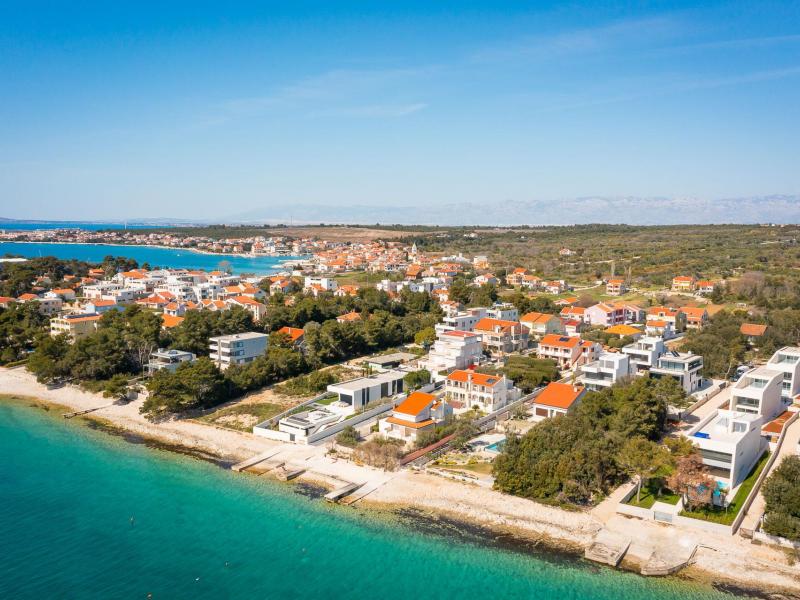 Villa Happiness , 