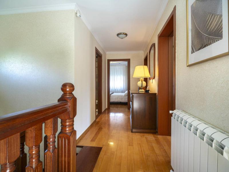 Villa Eterna , 