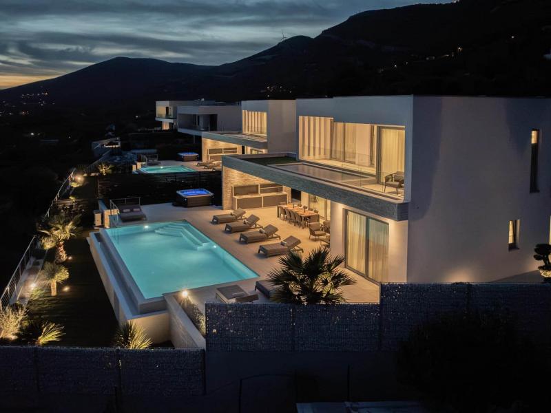 Villa Kira , 