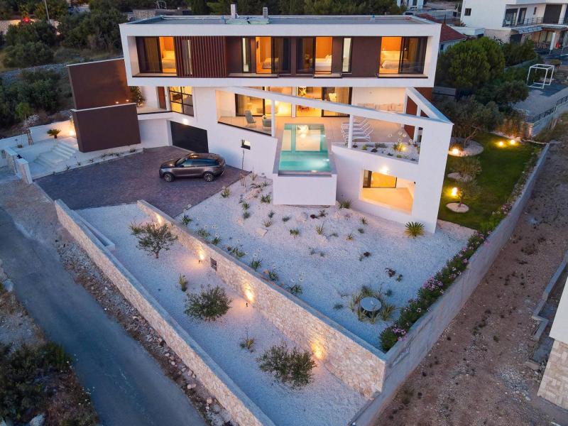 Villa Serena , 