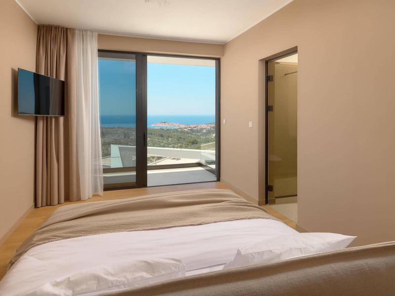 Villa Serena , 