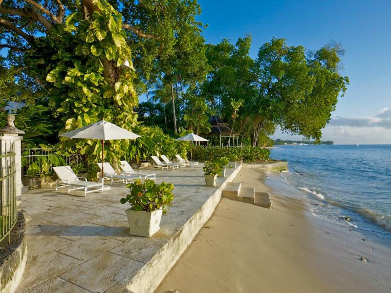 Mango Bay Villa- Beachfront Messel style , Beachfront villas Barbados , St James , West Coast Barbados 