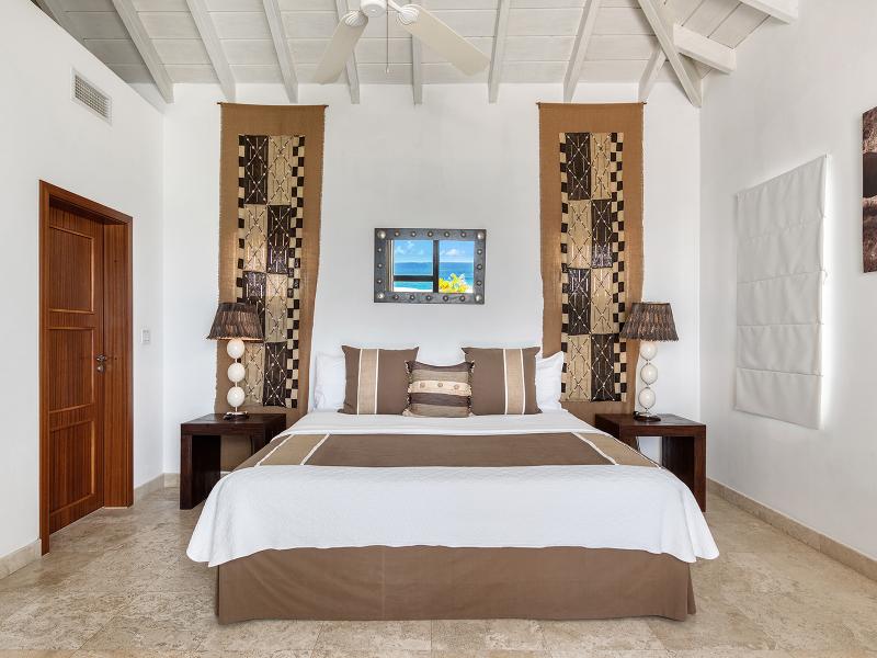 Mumbai , Cupecoy 
