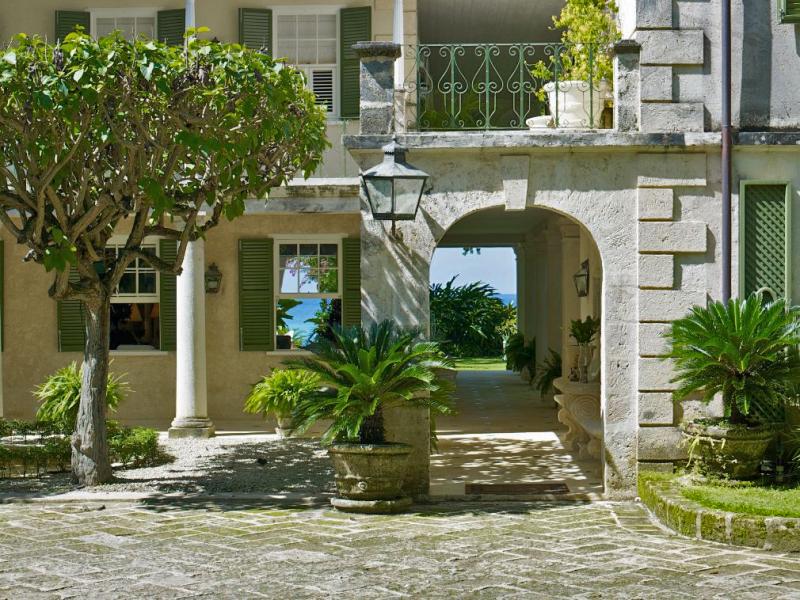 Mango Bay Villa- Beachfront Messel style , Beachfront villas Barbados , St James , West Coast Barbados 