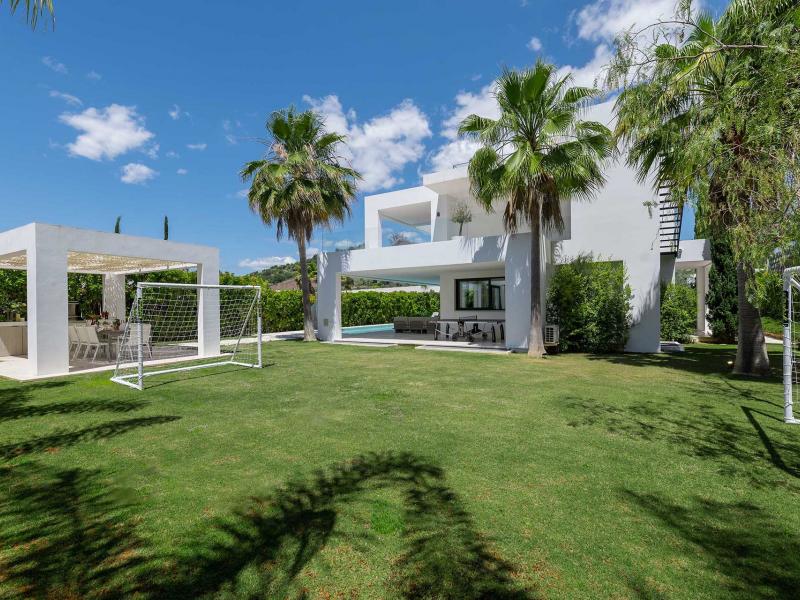 Villa Mojo , Nueva Andalucia 