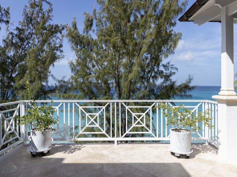Old Trees 302 - La Mirage Penthouse , Beachfront villas Barbados 