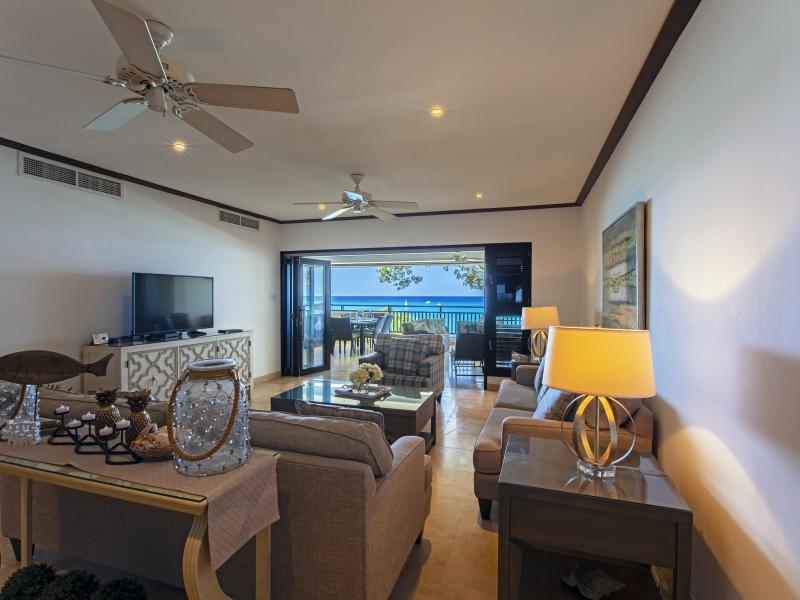Coral Cove 4 - Green Fields , Beachfront villas Barbados , Coral Cove , Paynes Bay , St James , West Coast Barbados 