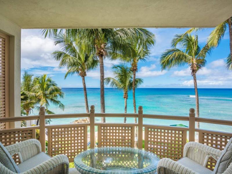 Reeds House 11 - Beachfront Penthouse , Beachfront villas Barbados , Reeds Bay , Reeds House , St James , West Coast Barbados 