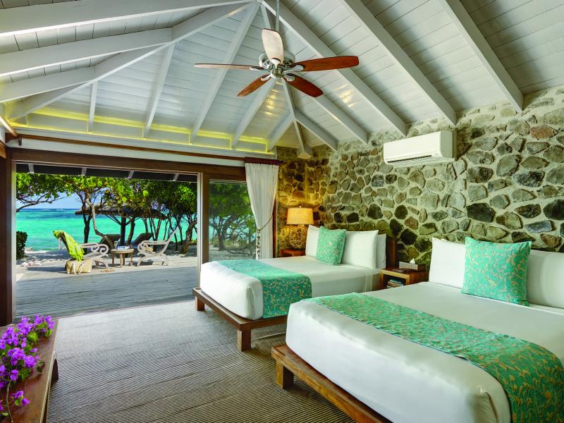 Petit St Vincent , Petit St Vincent 