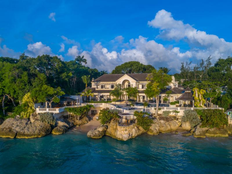 Cove Spring House - Beachfront , Beachfront villas Barbados , St James , The Garden, Barbados , Waterfront villas Barbados , West Coast Barbados 