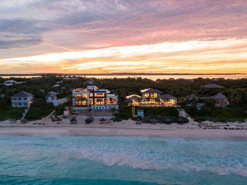 La Palmeraie Villas - Modern House , Harbour Island 