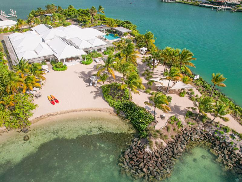 Palm Point , Jolly Harbour 