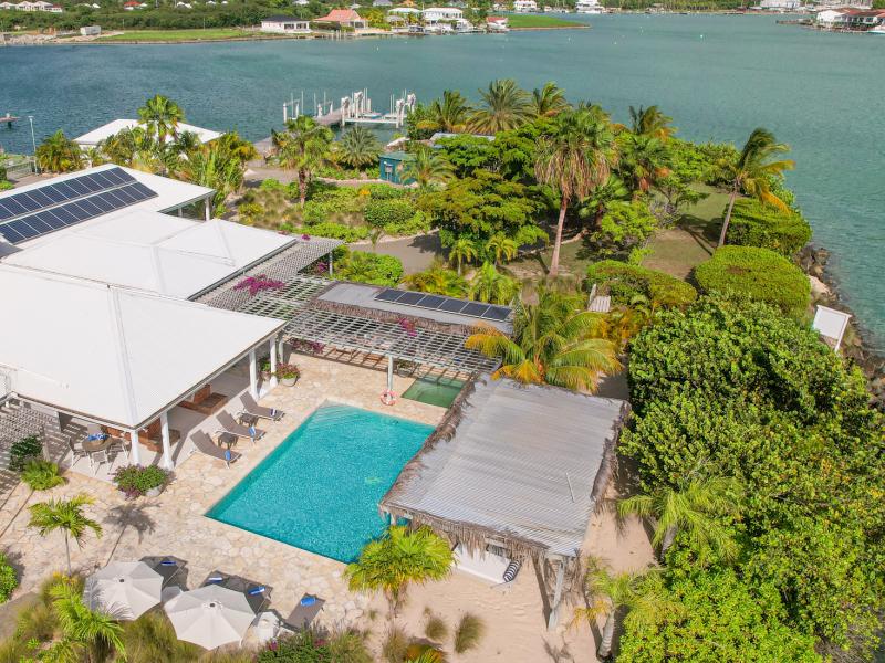 Palm Point , Jolly Harbour 