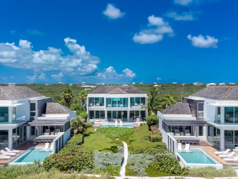 Villa Helios , Long Bay 
