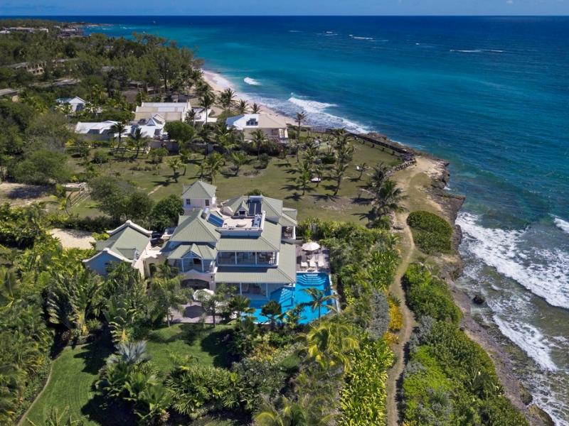Hector's House , Beachfront villas Barbados , South Coast Barbados 