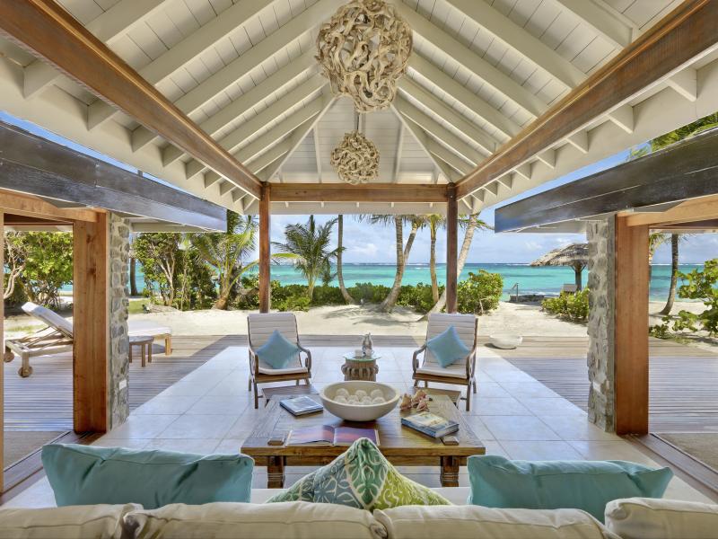 Petit St Vincent , Petit St Vincent 