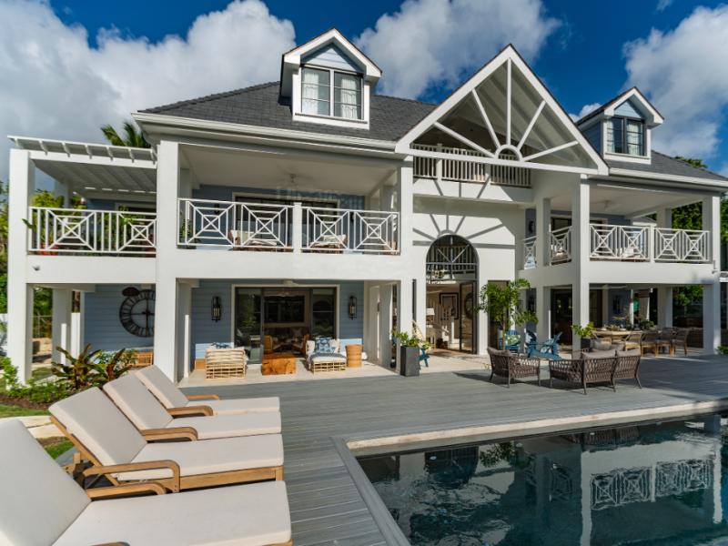 Seastar House and Cottage , 